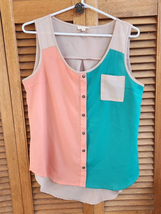 Colorblock Vest - Picture 1 of 7